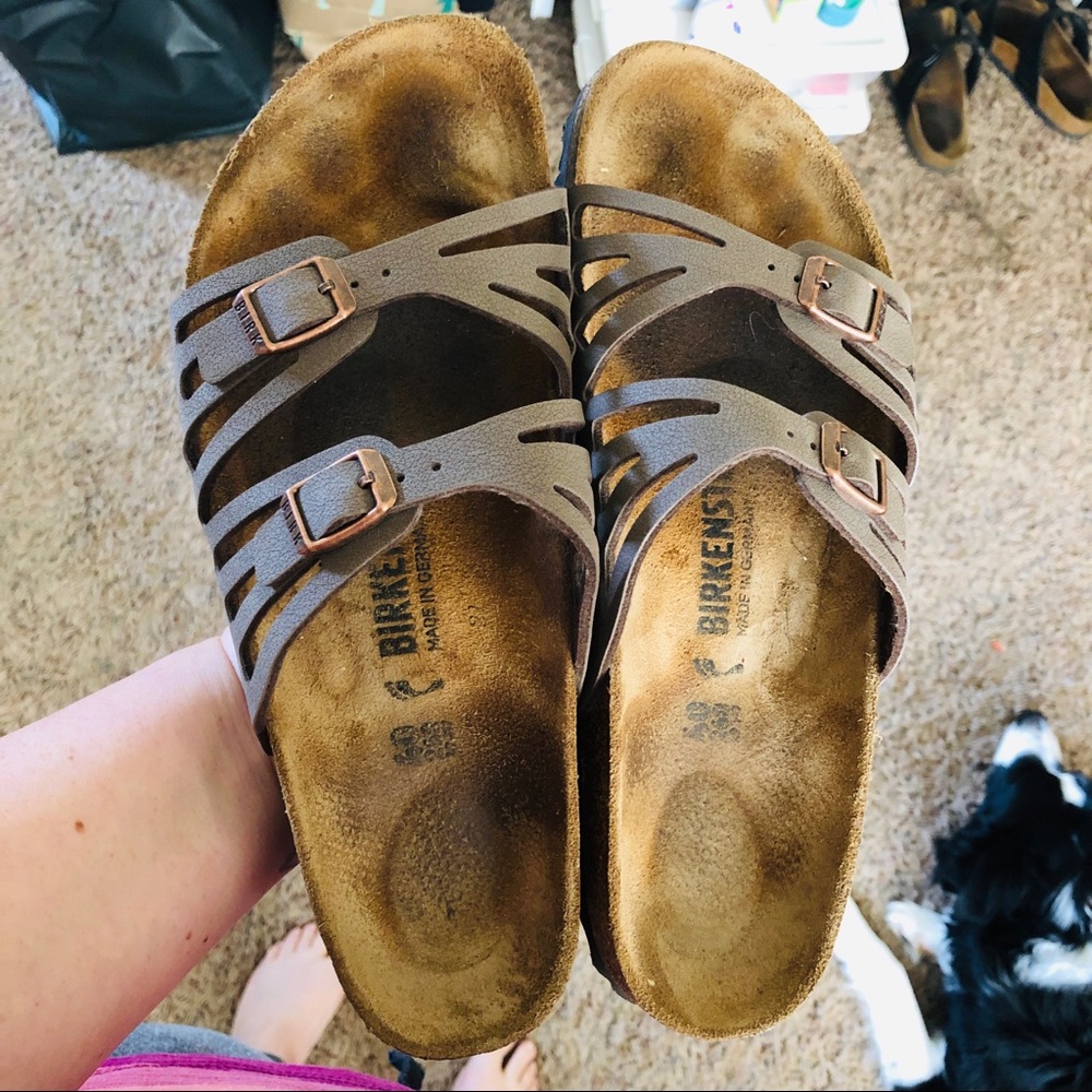 Birkenstock’s Size 9 (40 260 footbed)
